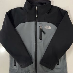 The North Face Boys Jacket size XS(6) EUC!